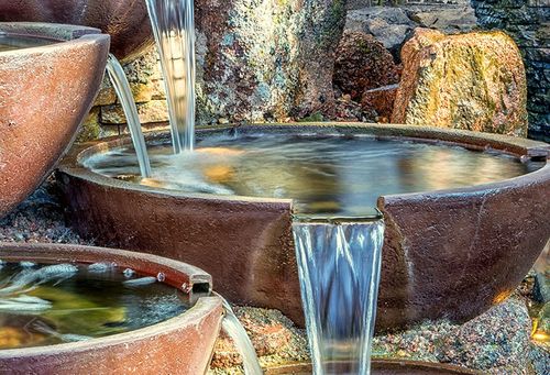 multi-tiered water bowl fountain